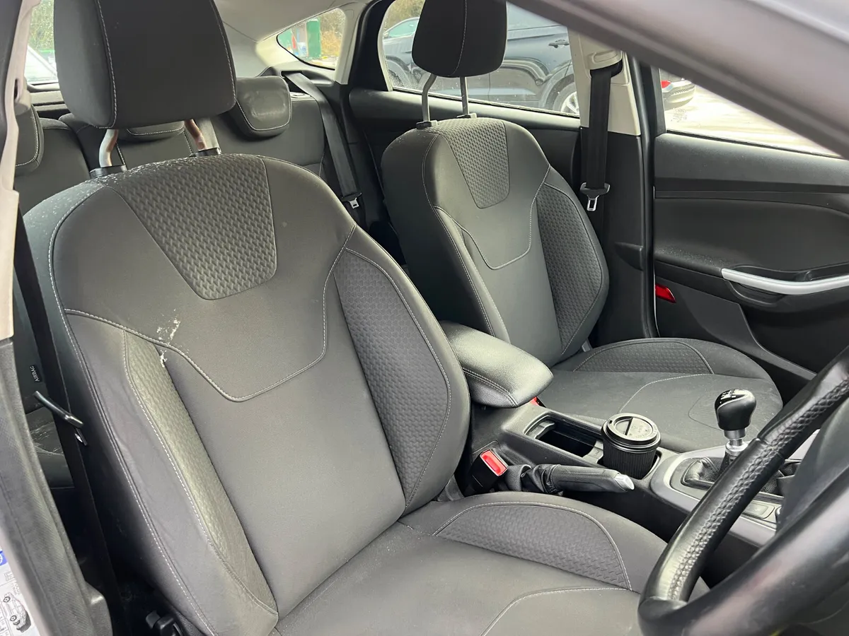 2016 Ford Focus Zetec 1.5 TDCI - Image 4