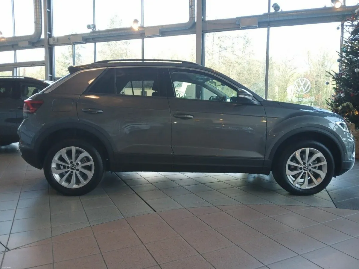 Volkswagen T-Roc EDITION 75 2.0TDI M6F 116HP, Indi - Image 4