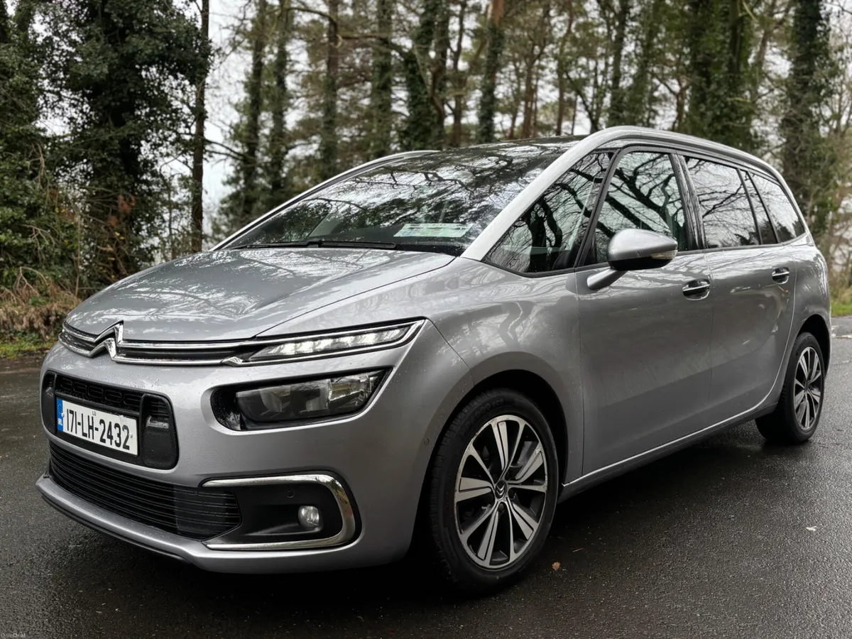 STUNNING!! 2017 Citroen C4 BlueHDi 100 Touch - Image 3
