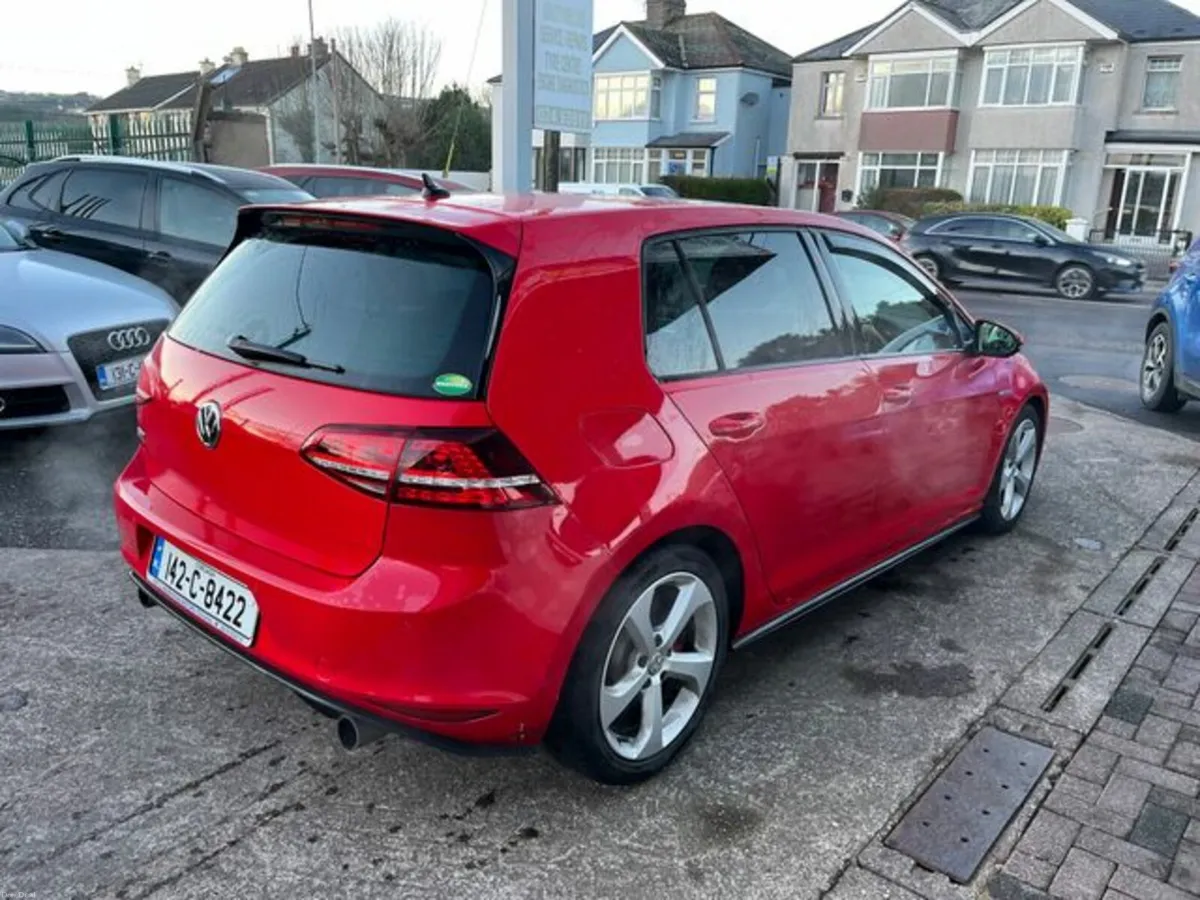 Volkswagen Golf GTI - Image 3