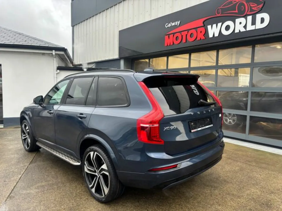 Volvo XC90 RECHARGE T8 R-DESIGN PRO AWD - Image 2