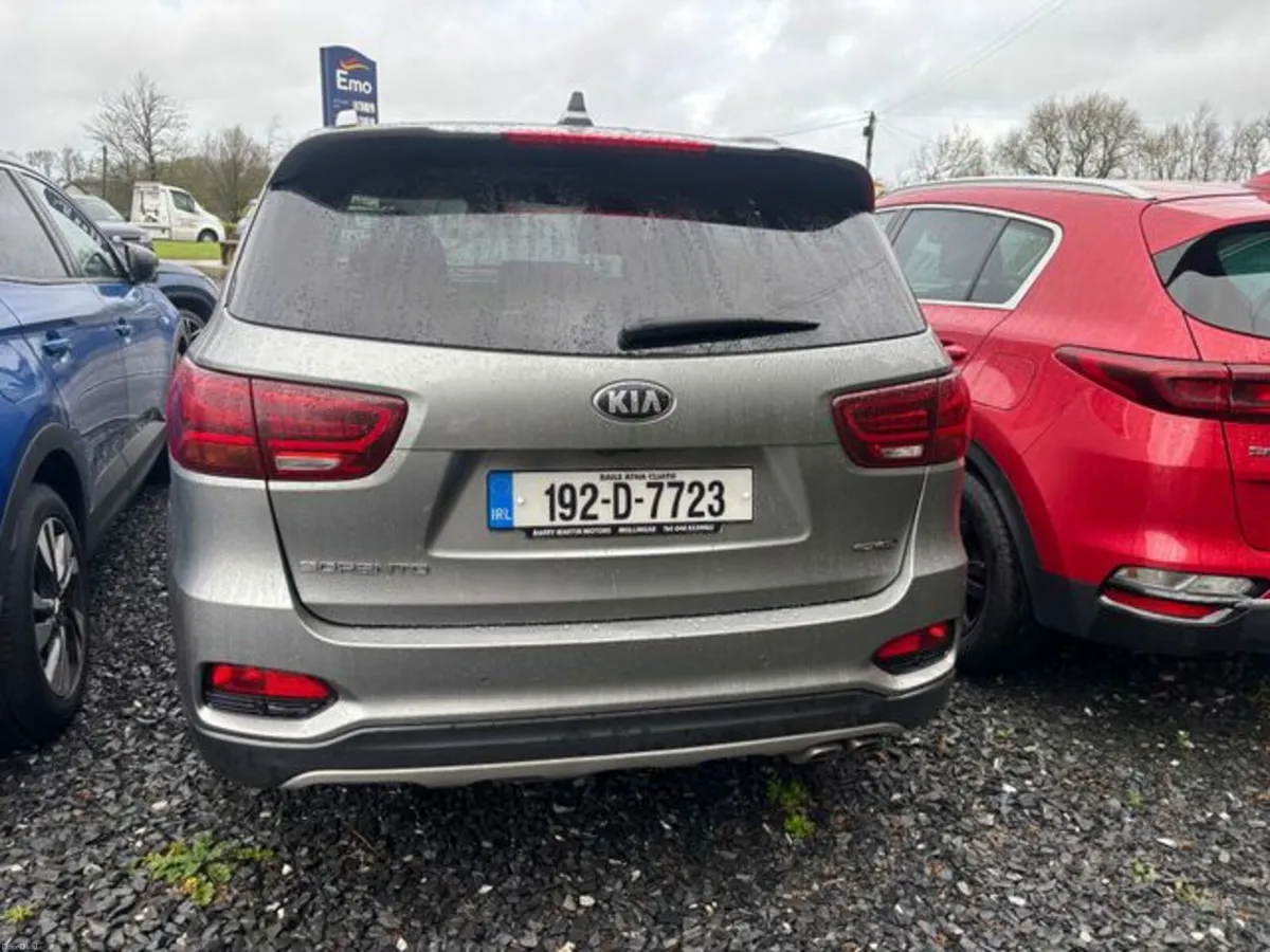 Kia Sorento GT Line 2.2crdi Diesel Auto (7 SEATER) - Image 3