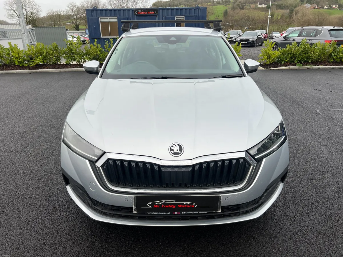 2023 Skoda Octavia SE Tech 2.0 TDI - Image 3