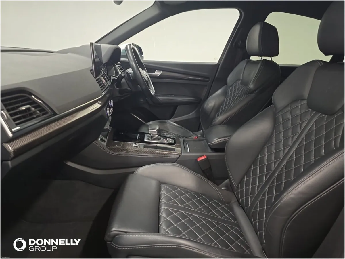 Audi Q5 Diesel Sportback S - Image 4