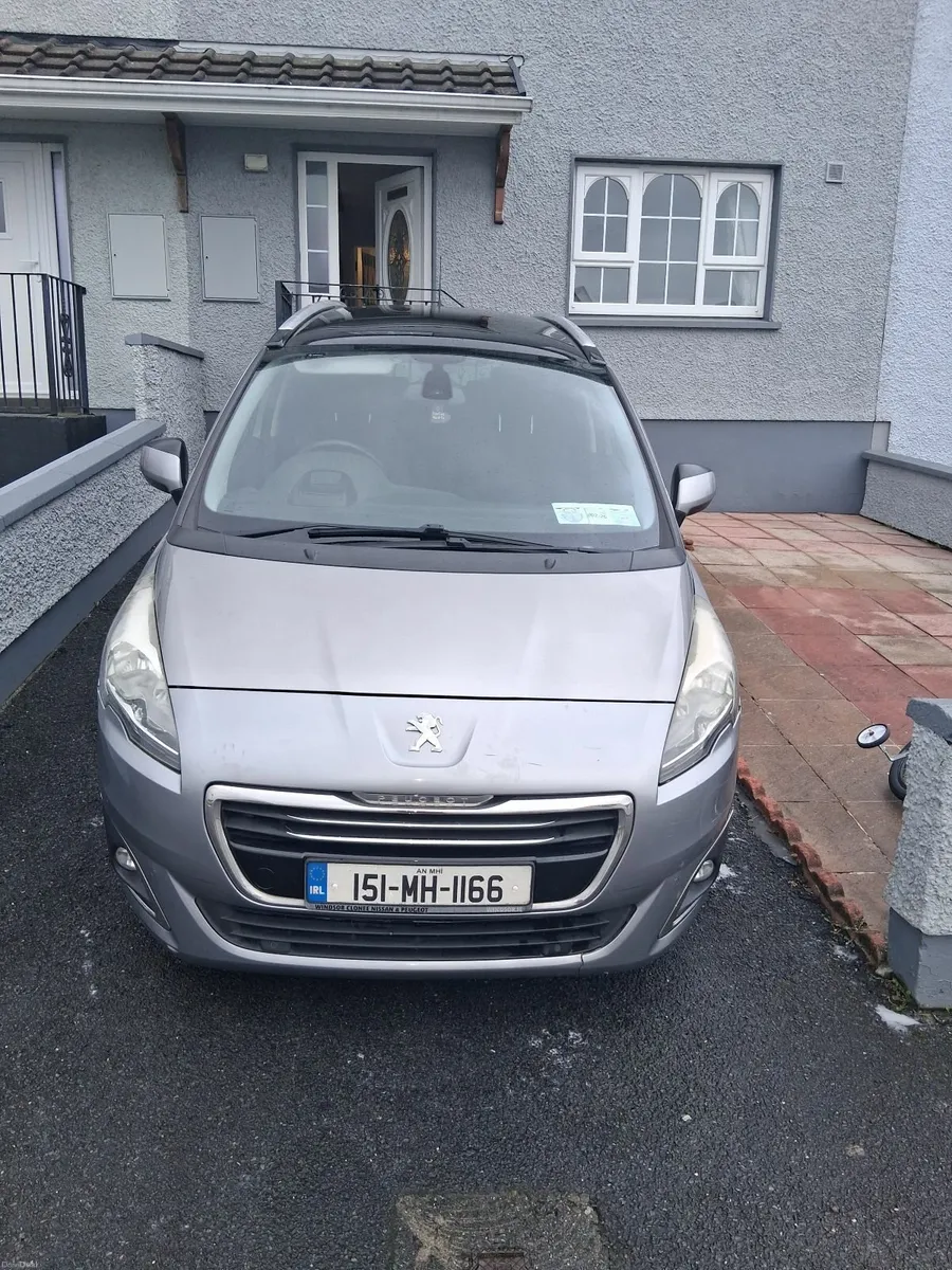 Peugeot 5008 2015 - Image 2