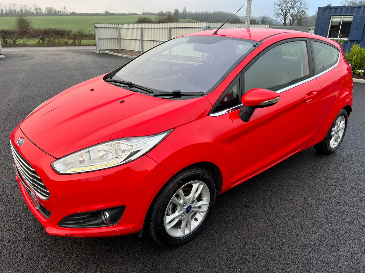 2016 Ford Fiesta Zetec 1.2 Petrol - Image 4