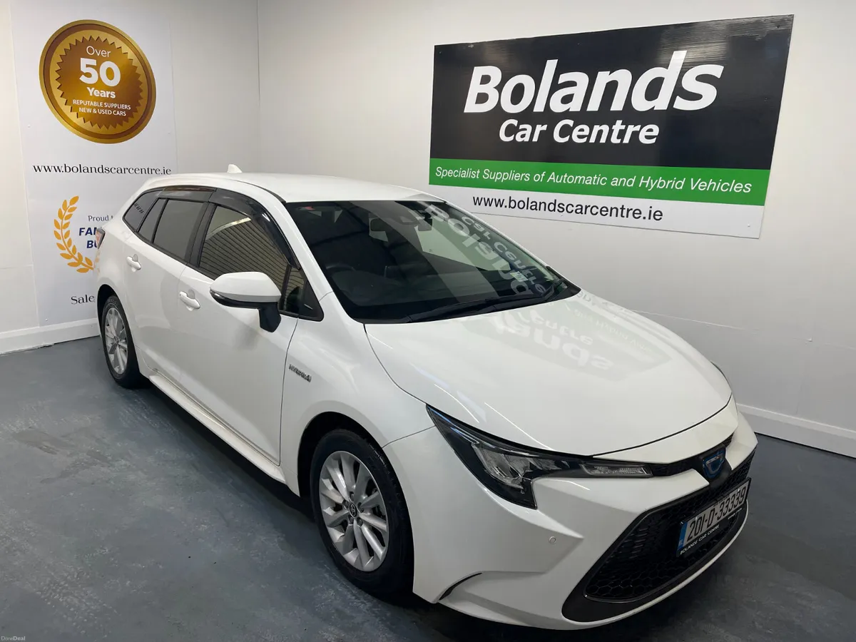 201 Toyota Corolla Hybrid 1.8 Automatic 5dr Tourer - Image 1