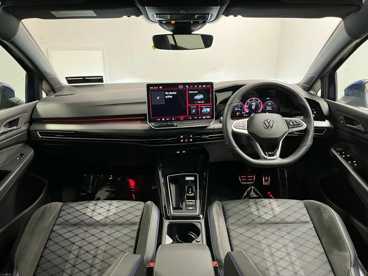 Volkswagen Golf R-Line 2.0TDI 150BHP - Reversing C - Image 4