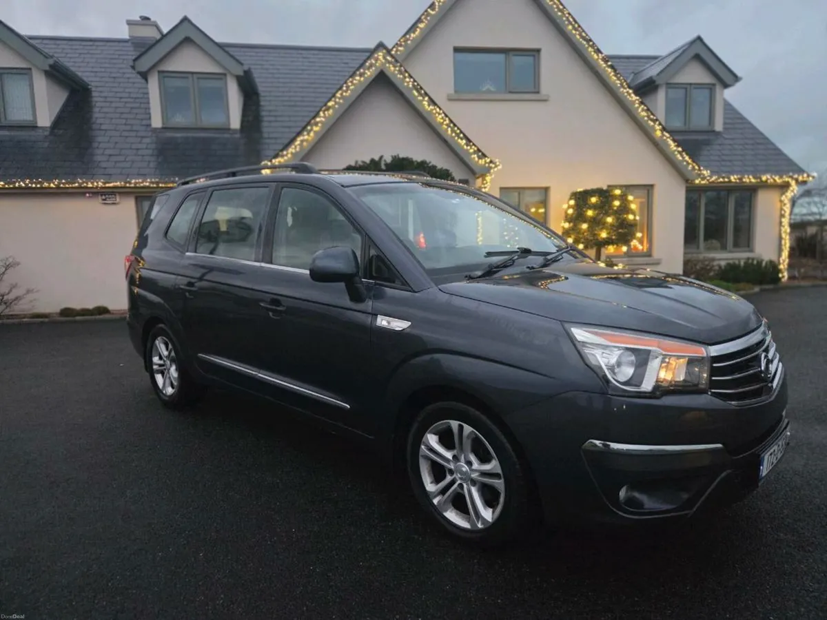 7 seater full leather low kms nct 2027 - Image 2