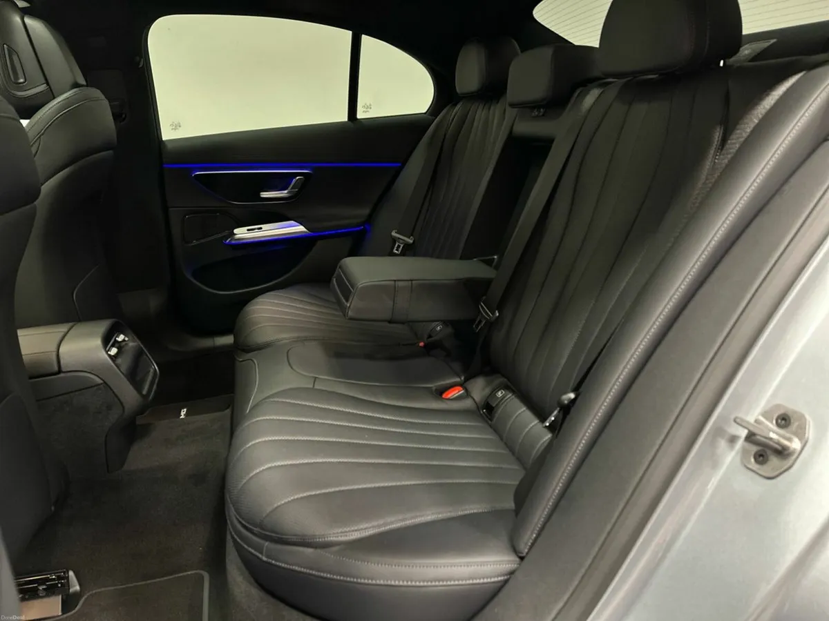 Mercedes-Benz E-Class E300 e AMG Line Edition + PH - Image 4