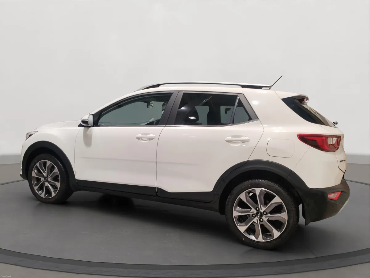 Kia Stonic K2 petrol - Image 2