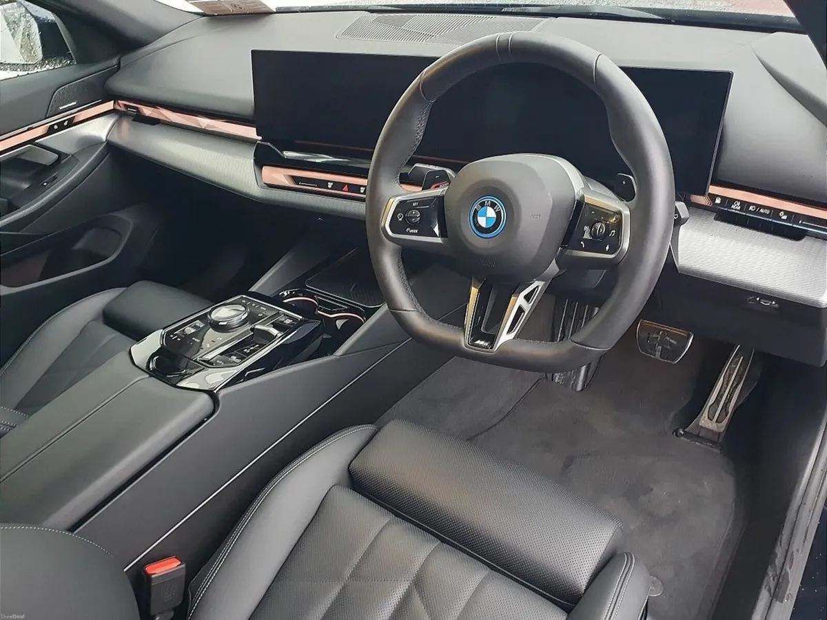 BMW 5-Series 530e M Sport Pro - Image 6