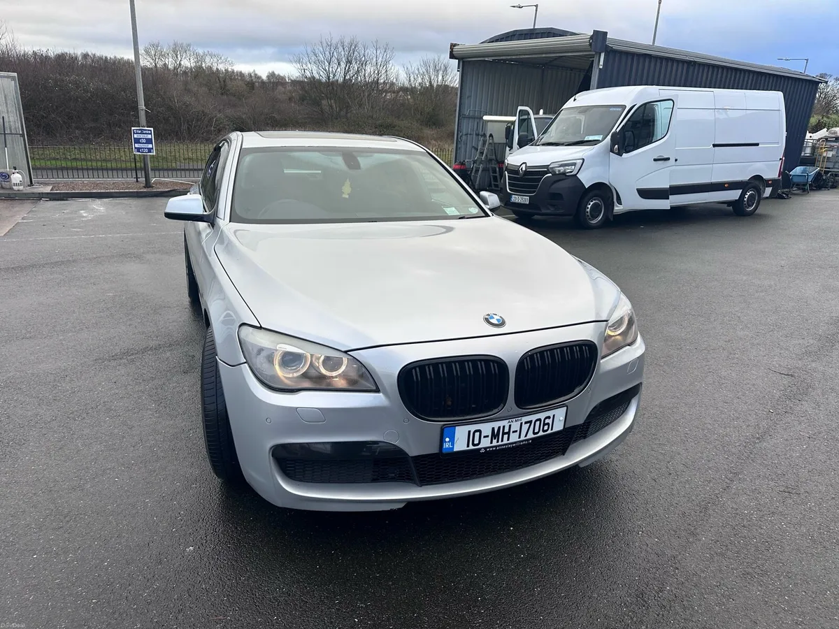 BMW 730 D M SPORT - Image 1