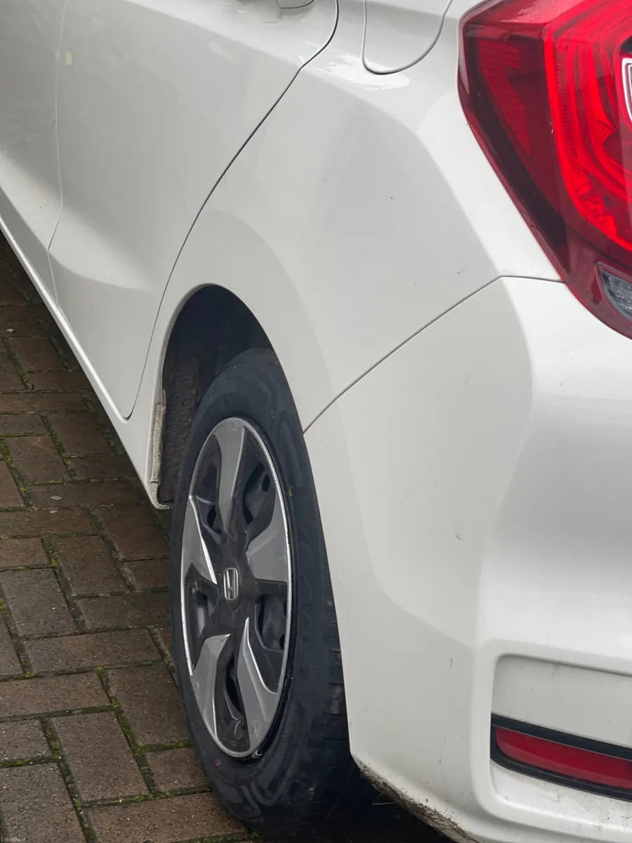 Honda Fit 2018 - Image 3