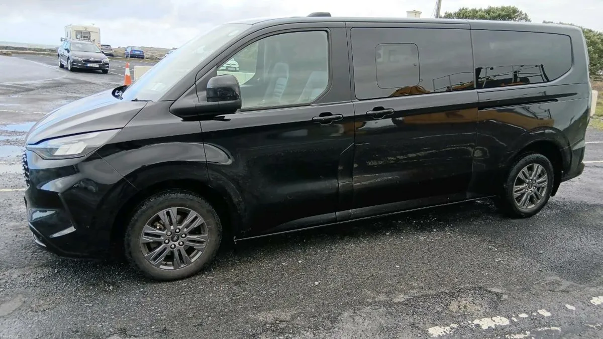 Ford Tourneo Custom - Image 1