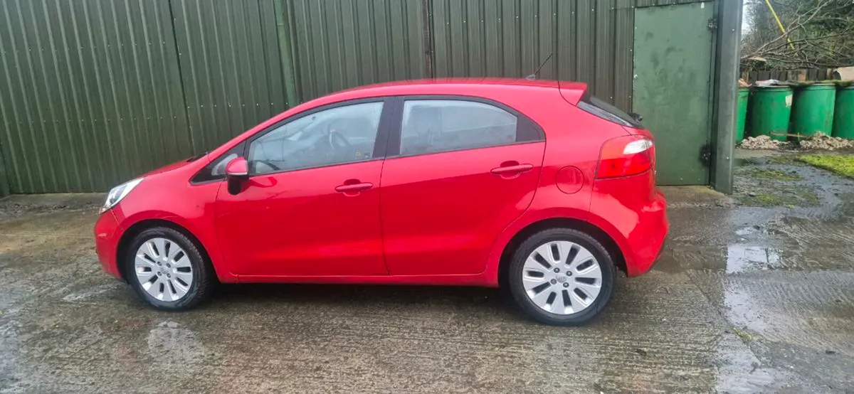 Kia rio 1.1 diesel (gearbox issue) €2500 - Image 4