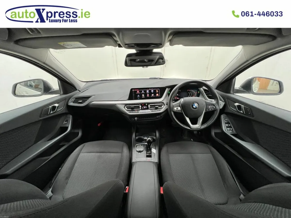 BMW 1-Series 118D PLAY Automatic - Image 2