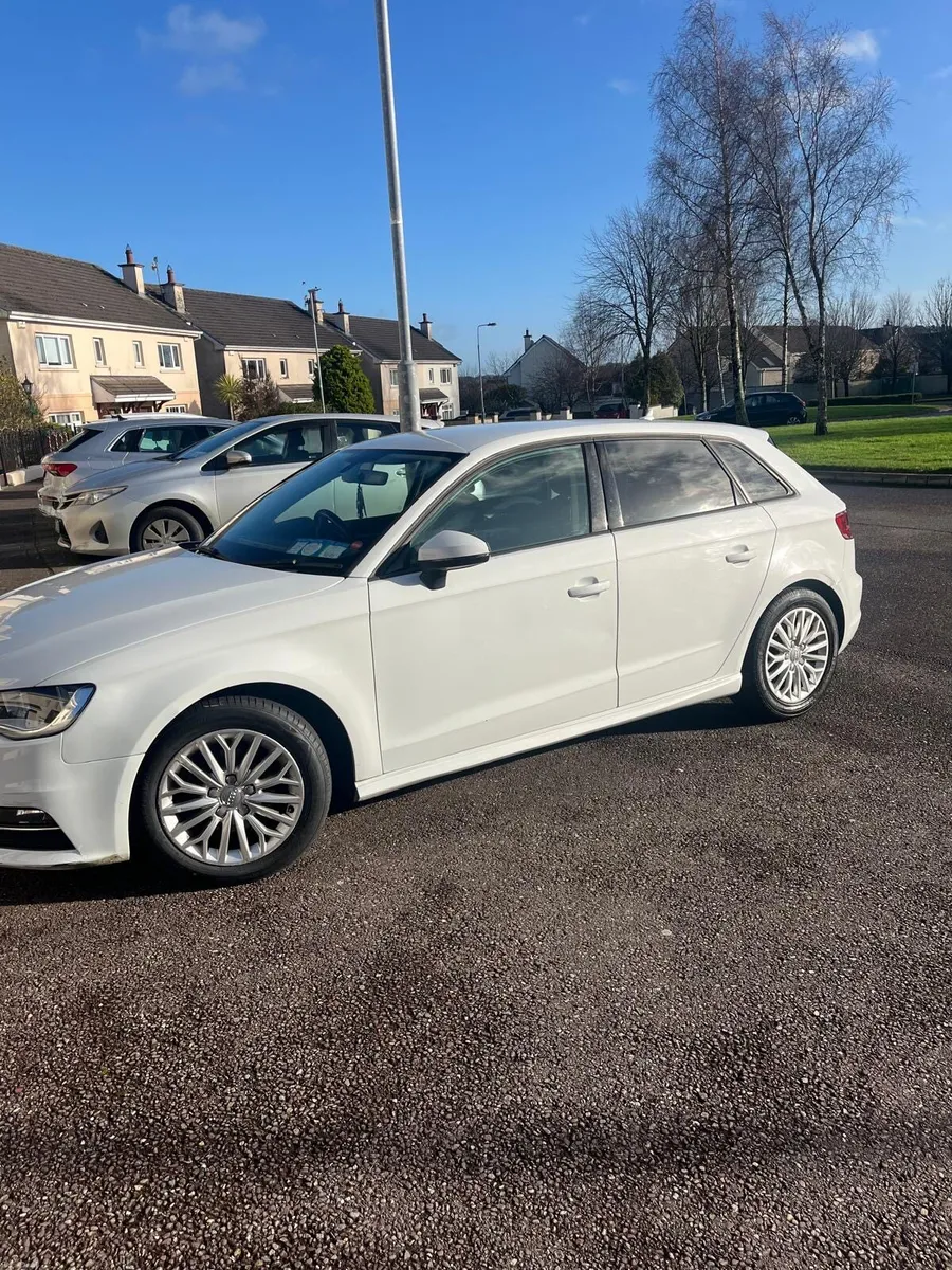 A3 1.6 TDI SE TECHNIK ULTRA 11 - Image 4