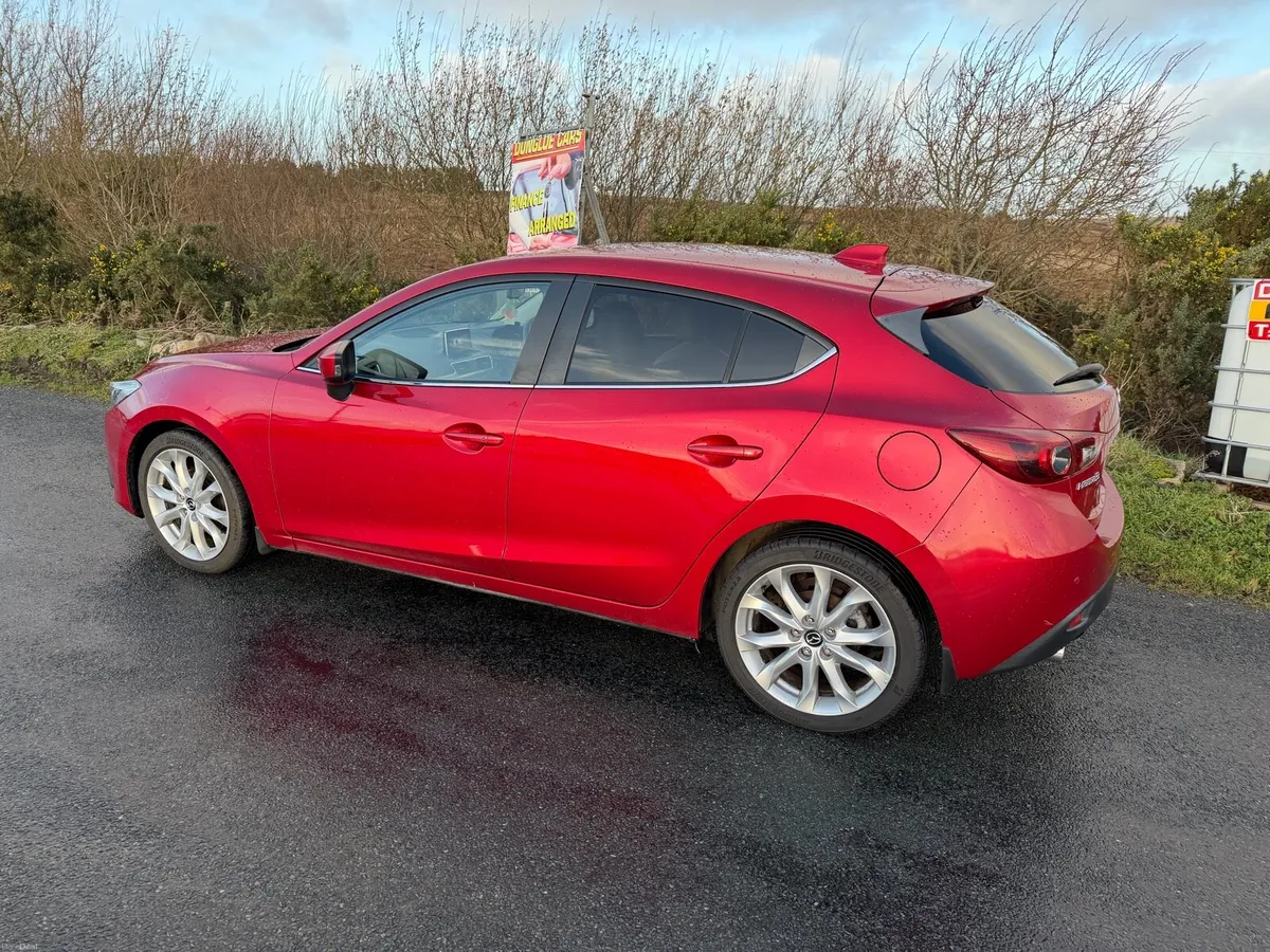 141 Mazda 3 Diesel leather - Image 3