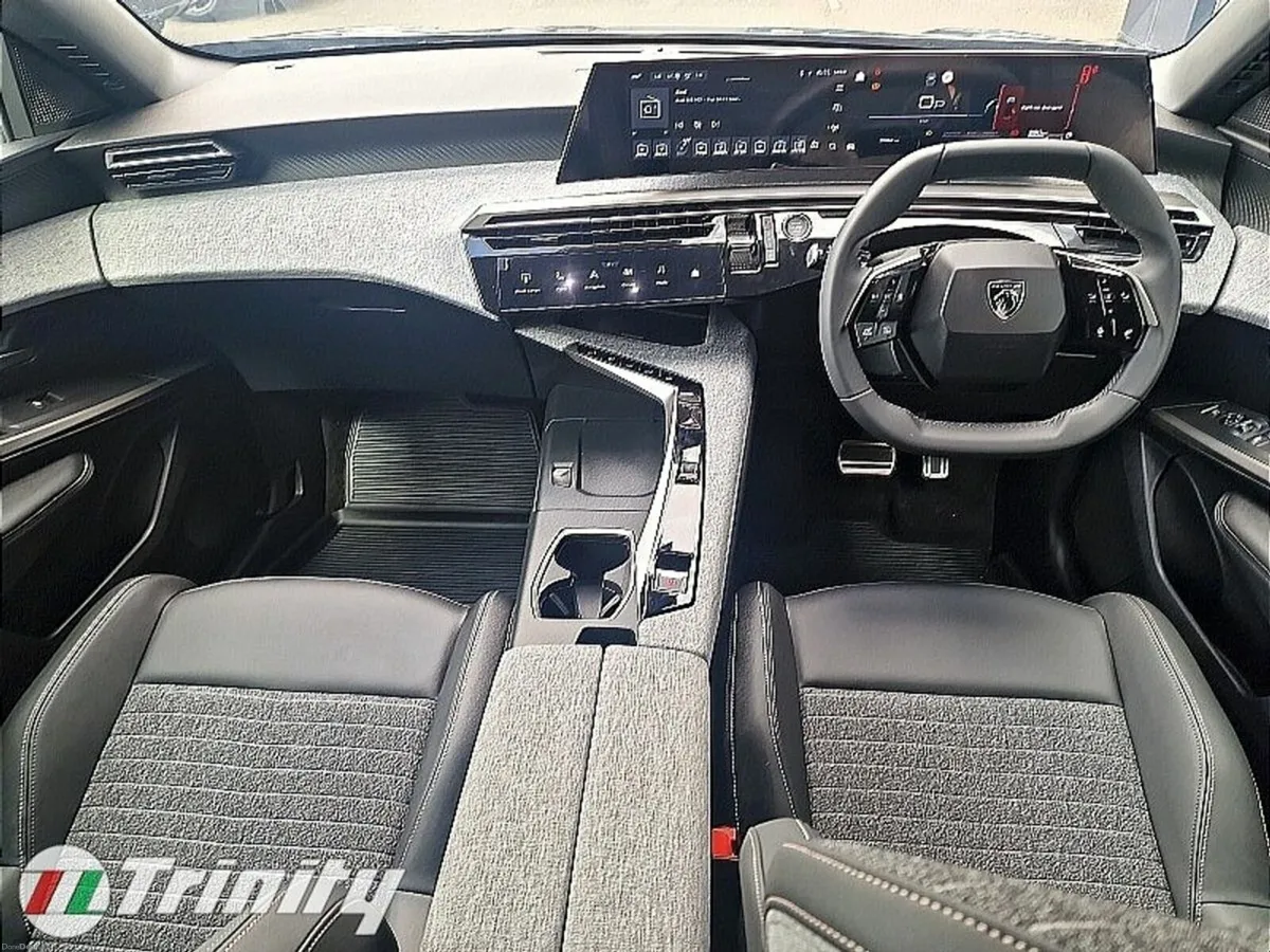 Peugeot 3008 ORDER YOUR NEW 261 3008 ** 1.2 MHEV * - Image 2