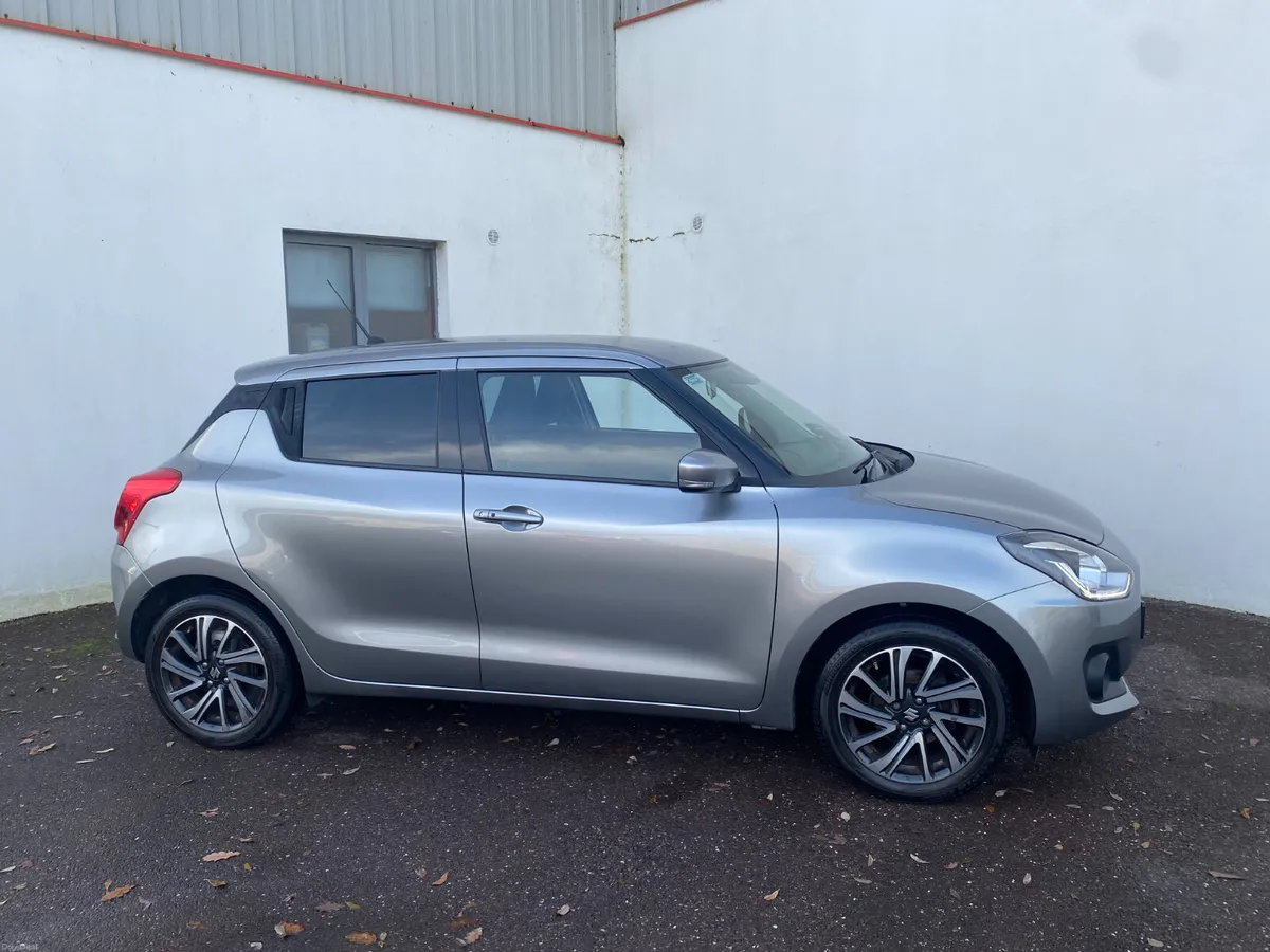 Suzuki Swift 2022 SZ5, Deposit now taken - Image 4
