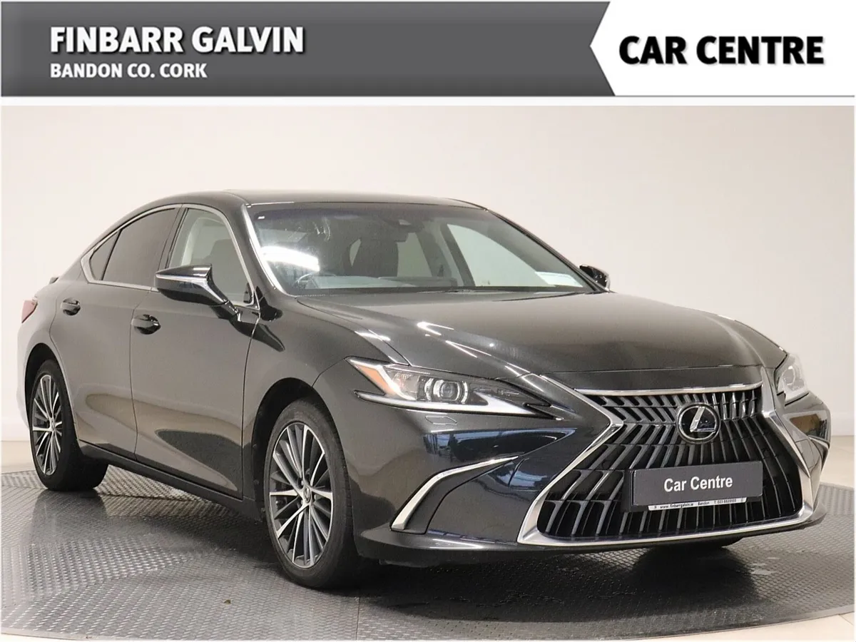 Lexus ES300h Dynamic (Moon Roof) - Image 1