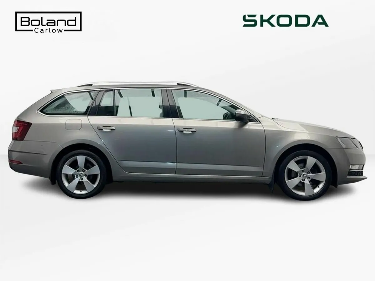 Skoda Octavia 1.0TSI STYLE COMBI *PRICE DROP* €50 - Image 4