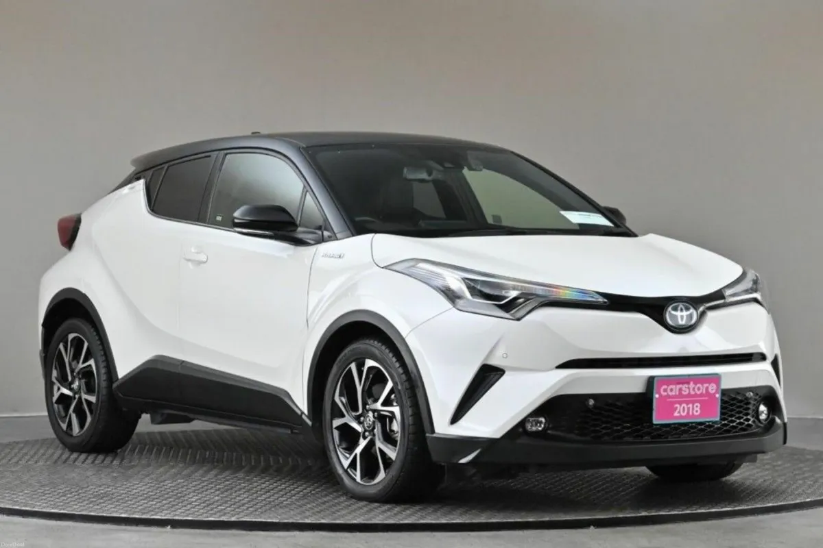 Toyota C-HR  1.8 HYBRID **BI-TONE ROOF**HALF LEATH - Image 1
