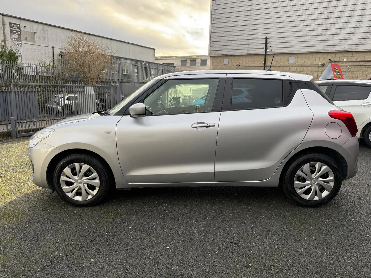 2020 Suzuki Swift 1,2L Petrol Automatic - Image 4