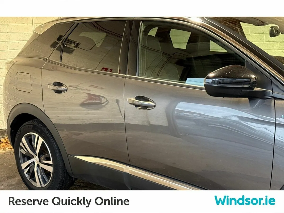 Peugeot 3008 3008 Allure Premium+ PHEV - Image 4