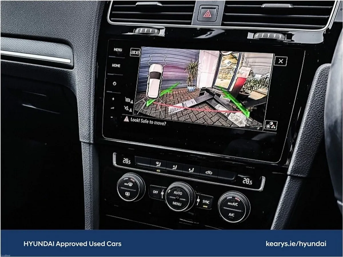 Volkswagen Golf GTI - Image 4