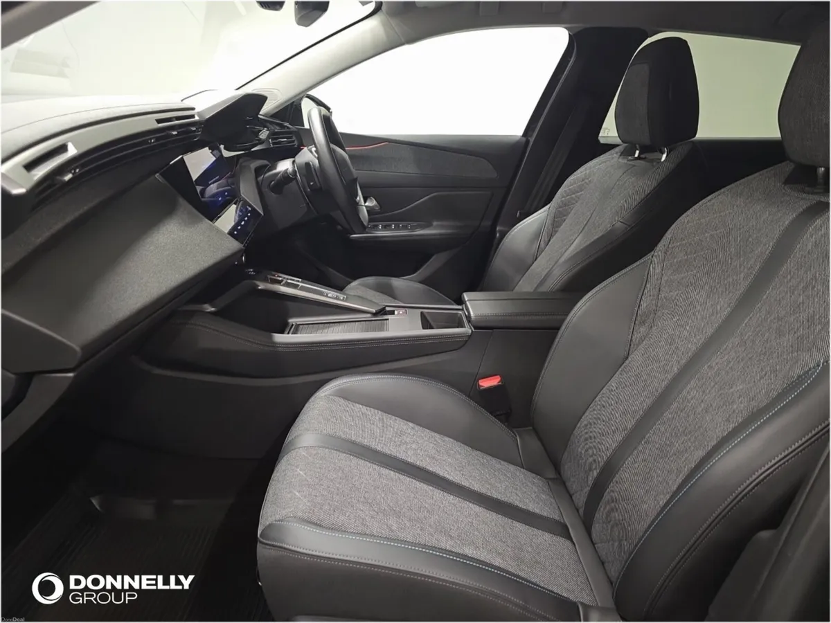 Peugeot 408 Fastback Allure Premium - Image 4