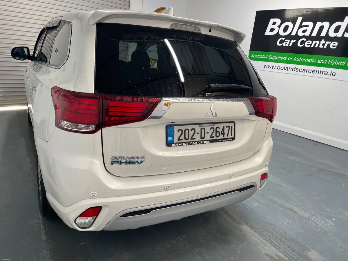 202 Mitsubishi Outlander Hybrid 2.4 Phev Automatic - Image 4