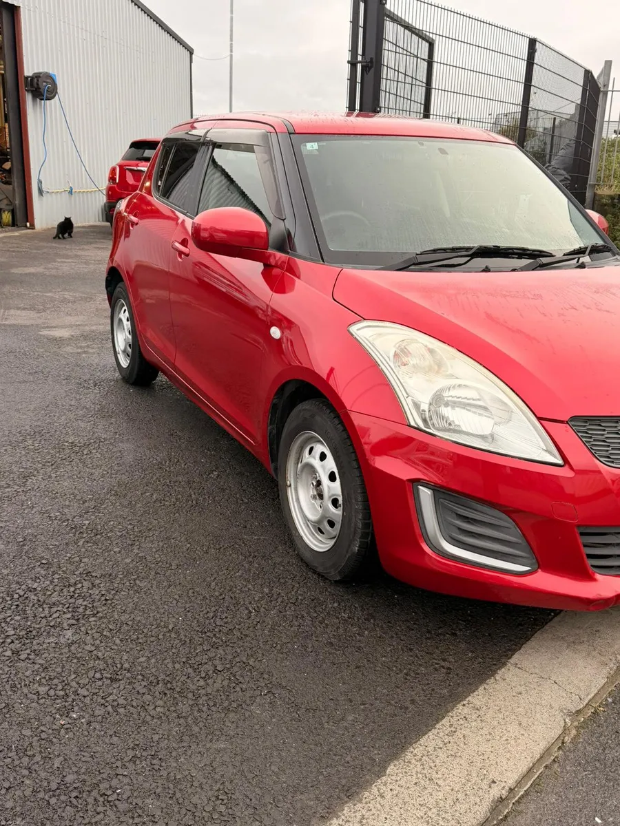 SUZUKI SWIFT 2015 RED - Image 3