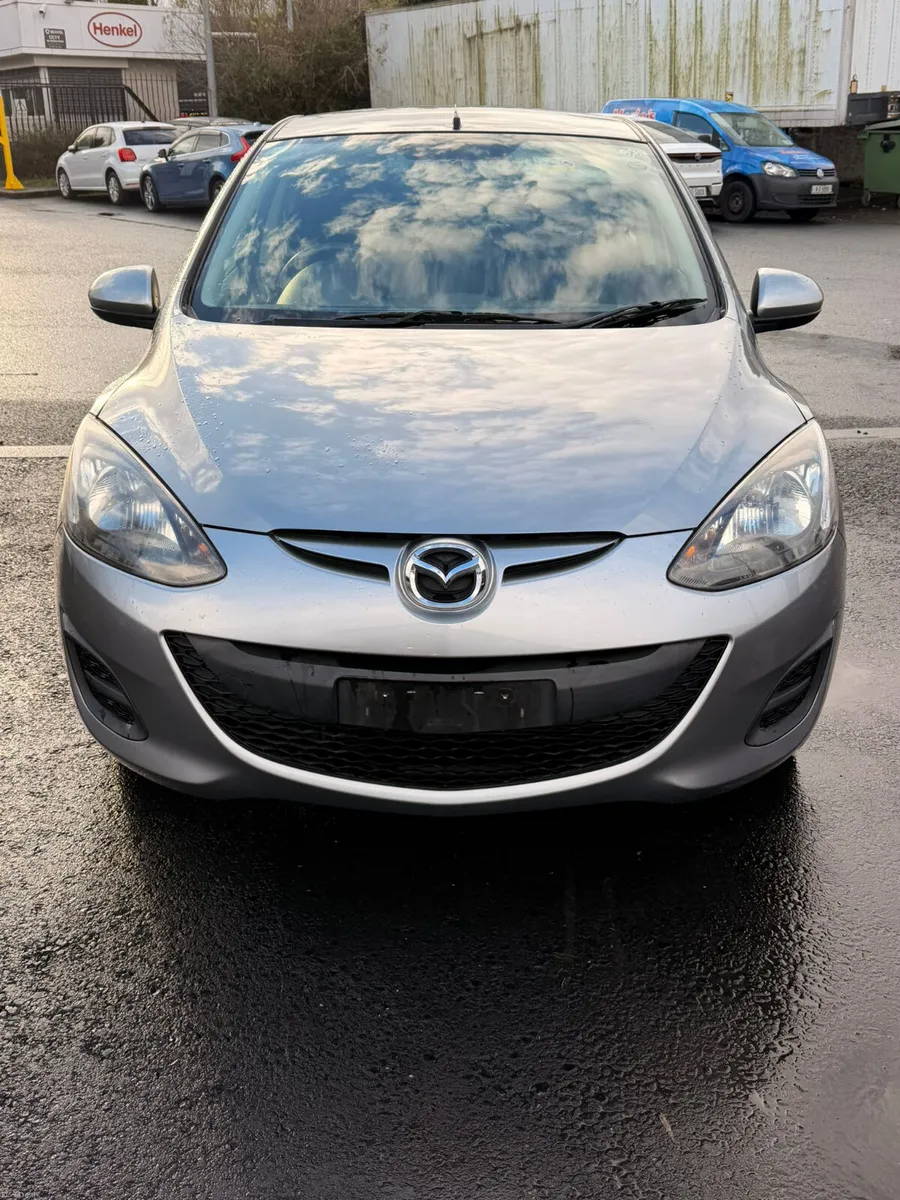 MAZDA DEMIO 2014 SILVER - Image 1