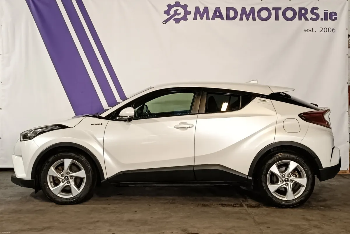 (2yr Warranty) 192 Toyota C-HR 1.8 Petrol Hybrid - Image 4