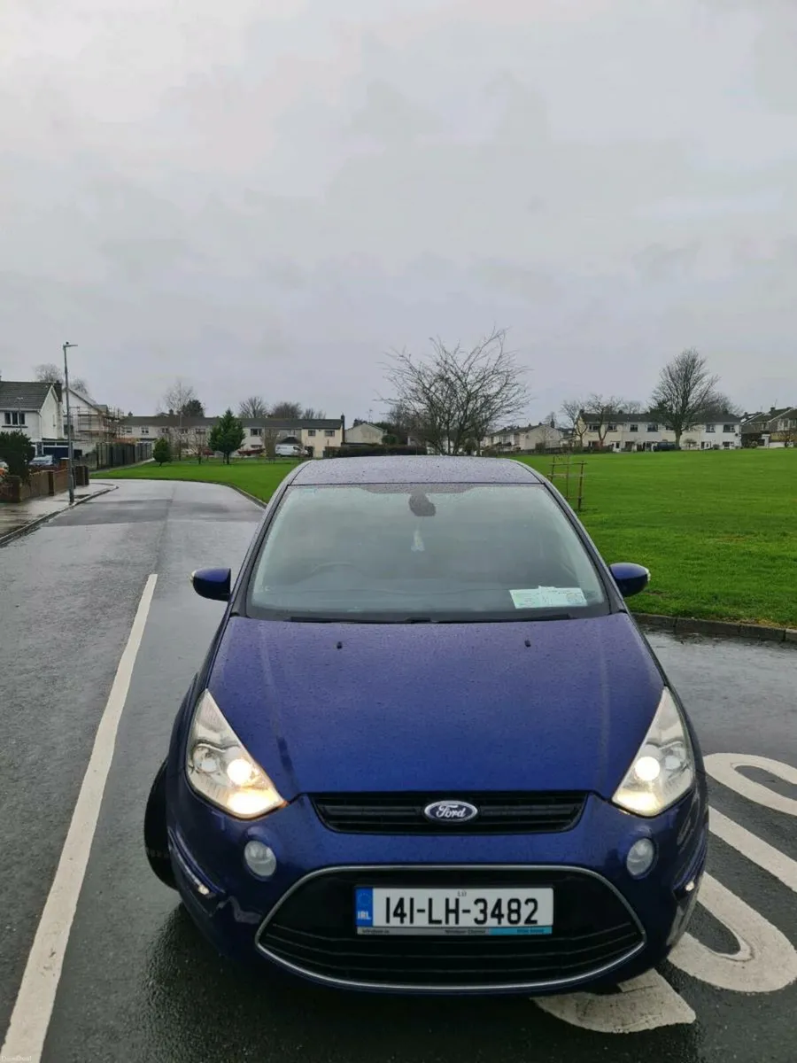 Ford S-MAX MPV DIESEL AUTOMATIC - Image 2