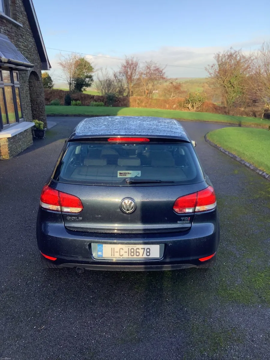 Volkswagen Golf - Image 2
