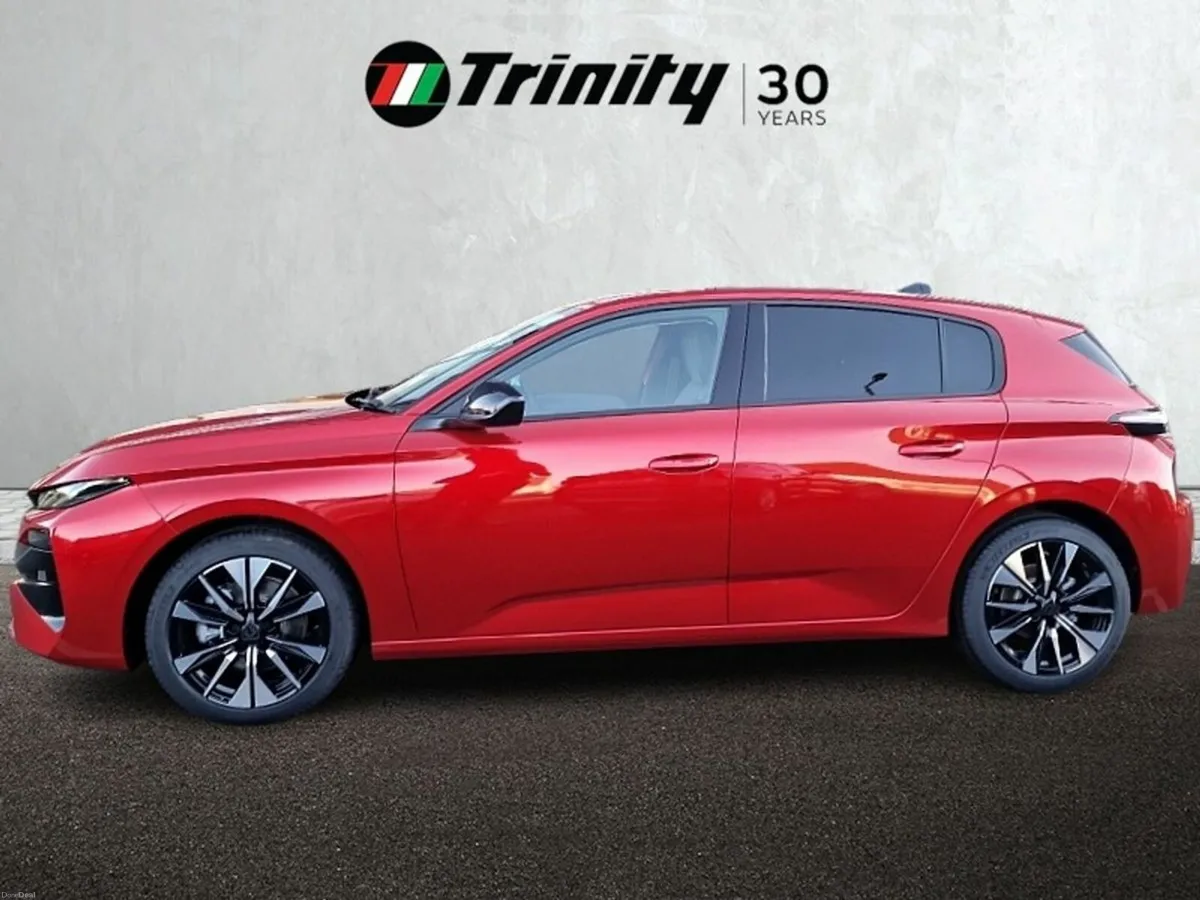 Peugeot 308 ** 1.2 MHEV 145BHP ** ALLURE ** TRINIT - Image 5