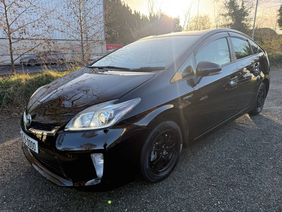 Toyota Prius - Image 2
