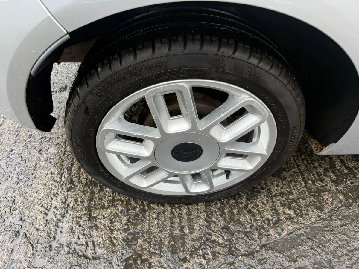 Ford Fiesta 2013 - Image 4
