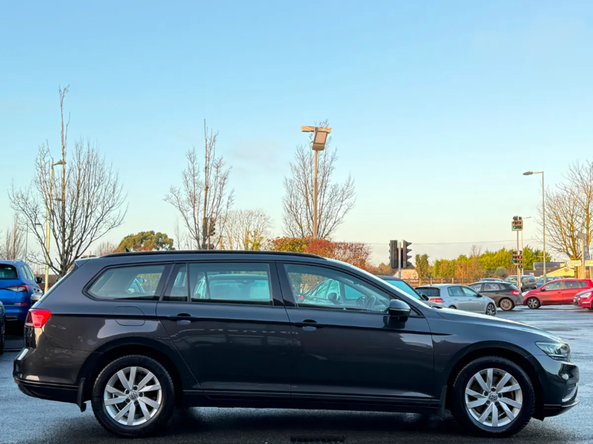 Volkswagen Passat ESTATE 2.0TDI 150BHP *IRISH CAR* - Image 4