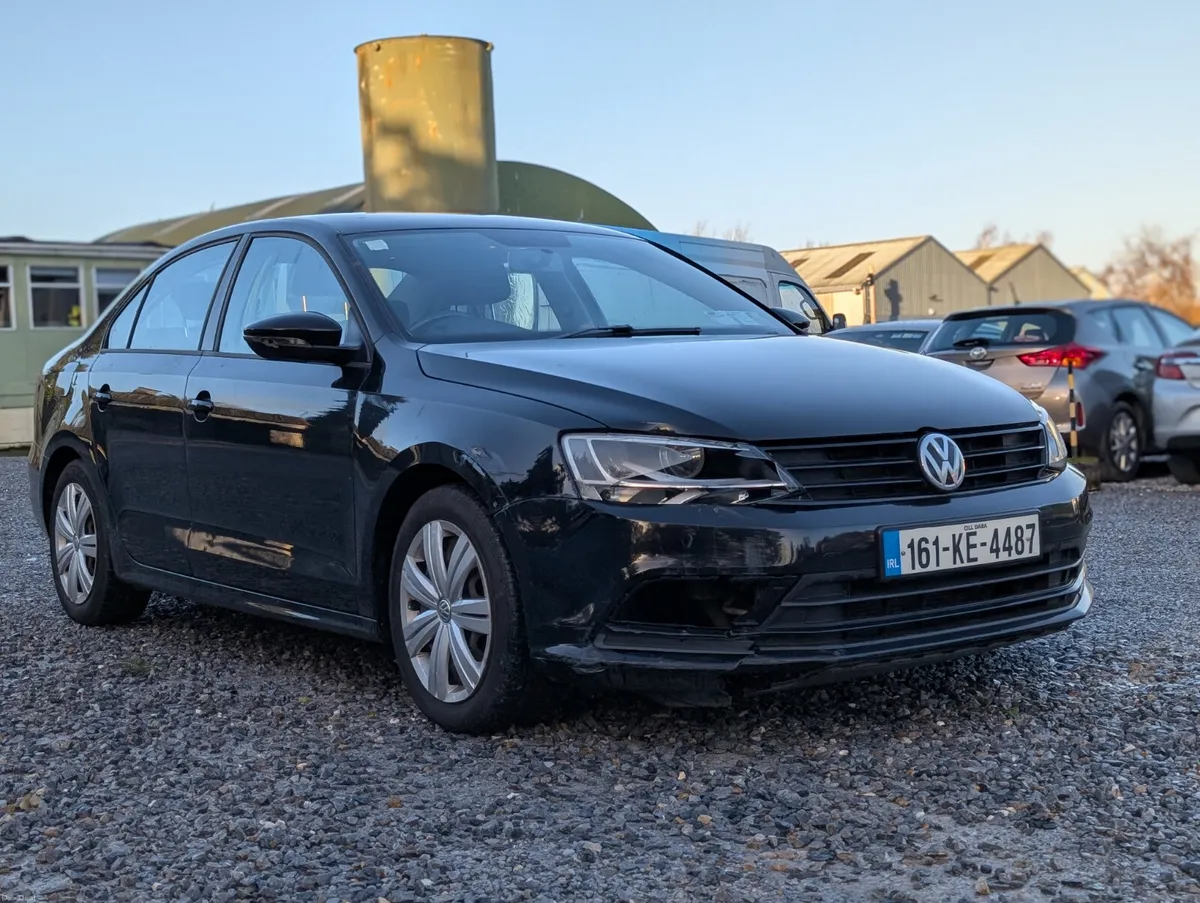 2016 Volkswagen Jetta 2.0 TDI - Image 1