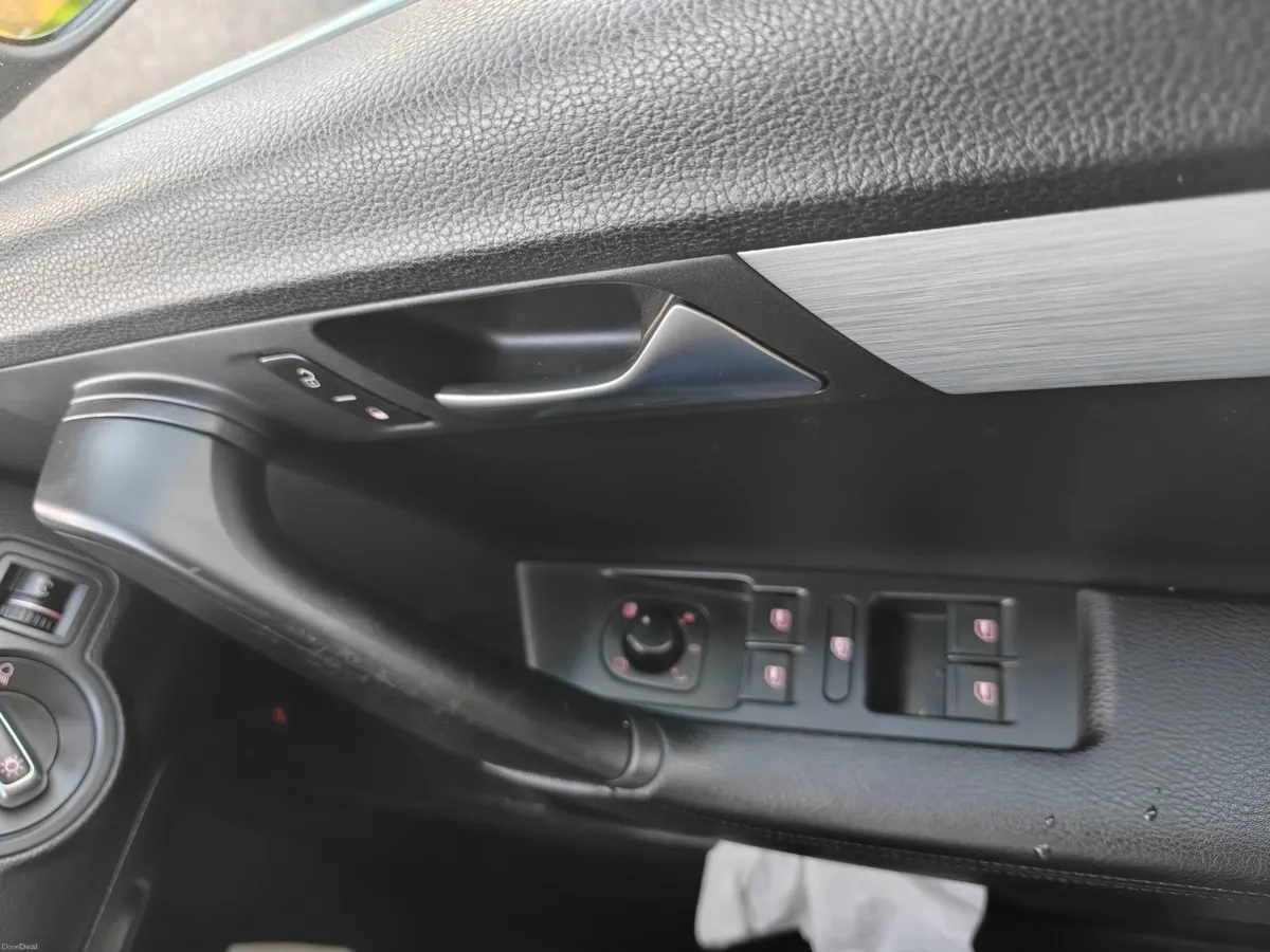 Volkswagen Passat 2015 - Image 4