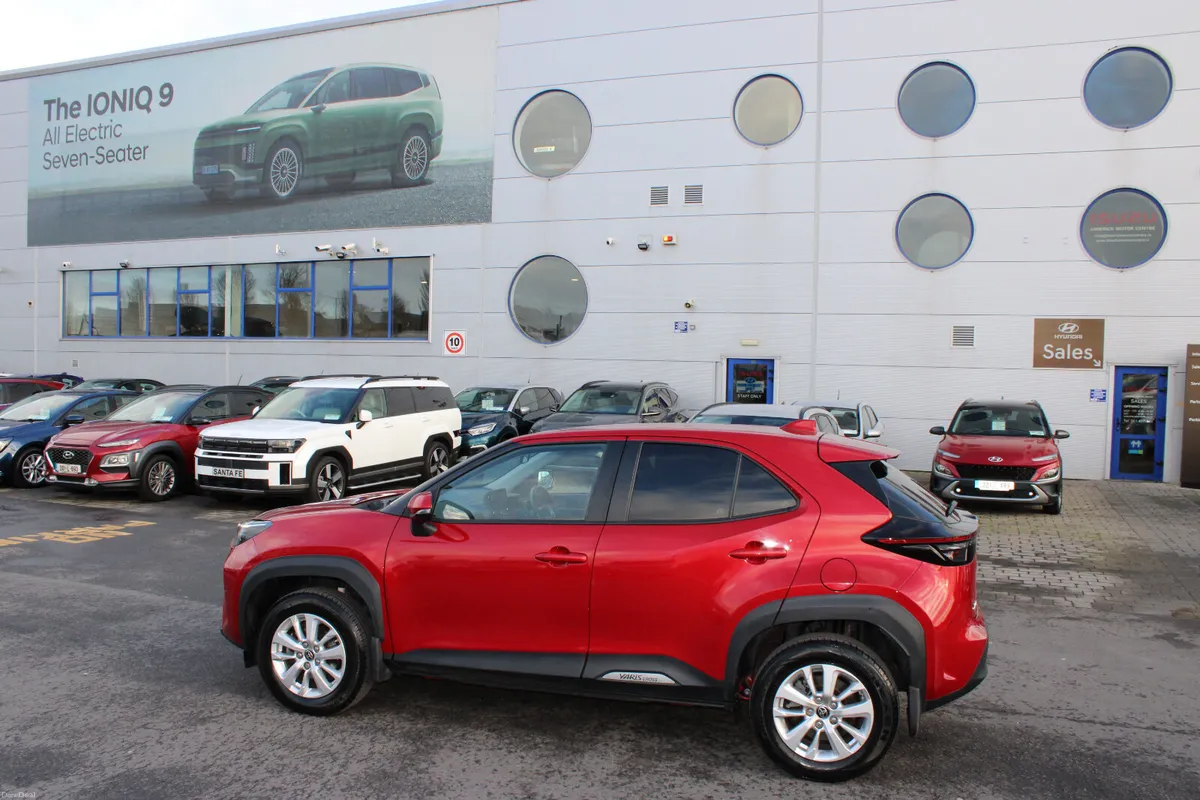 Toyota Yaris Cross 2022 - Image 2