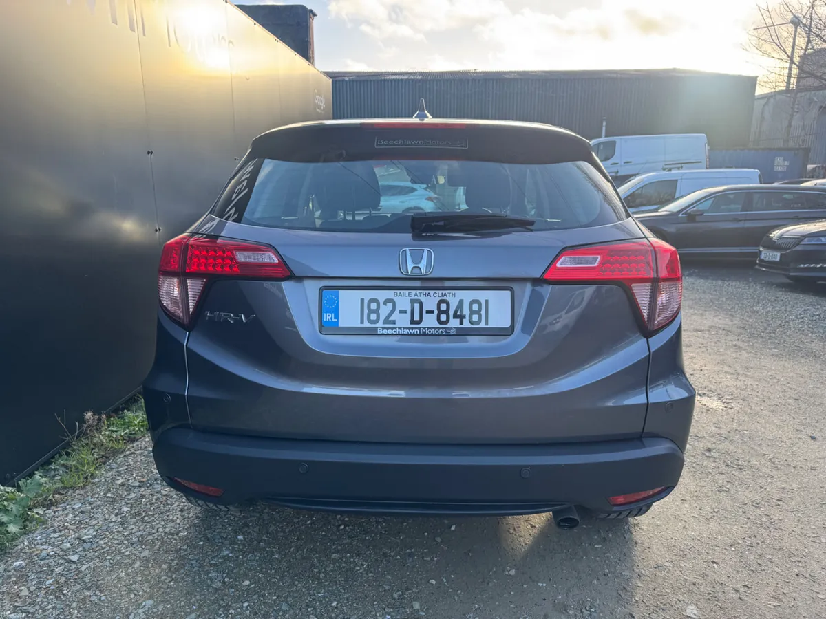 HONDA HR-V 1.5i VTEC ES 5DR - Image 4