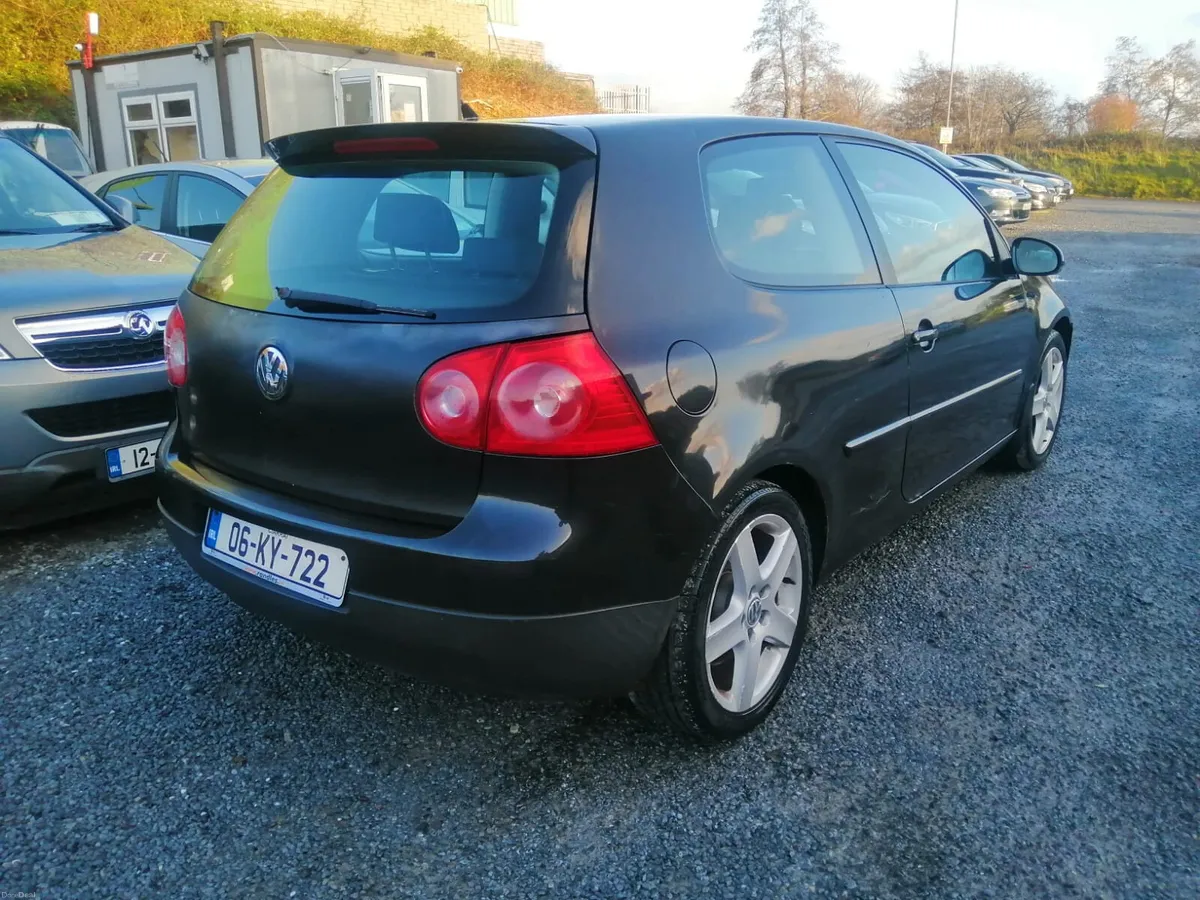 Volkswagen Golf 2006 - Image 2