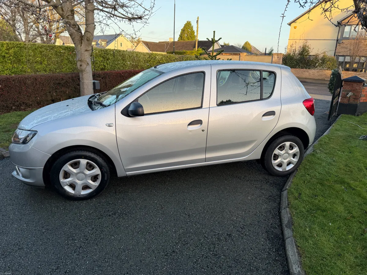 2016 Dacia sandero - Image 1
