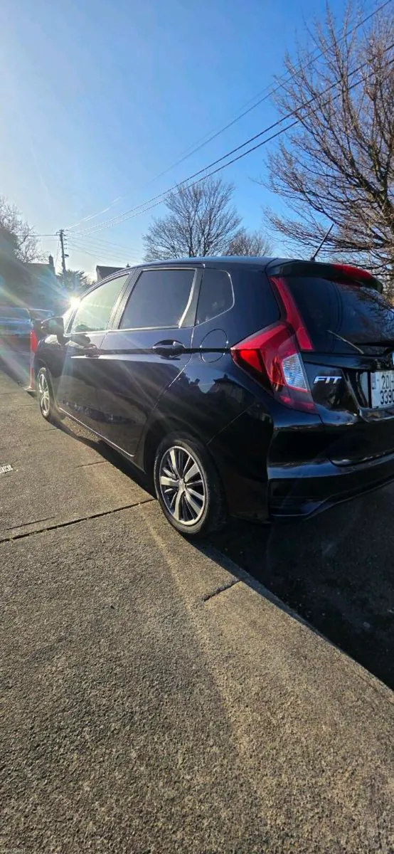 Honda Fit 2020 LOW MILEAGE HIGH SPEC. DASH CAMS - Image 4