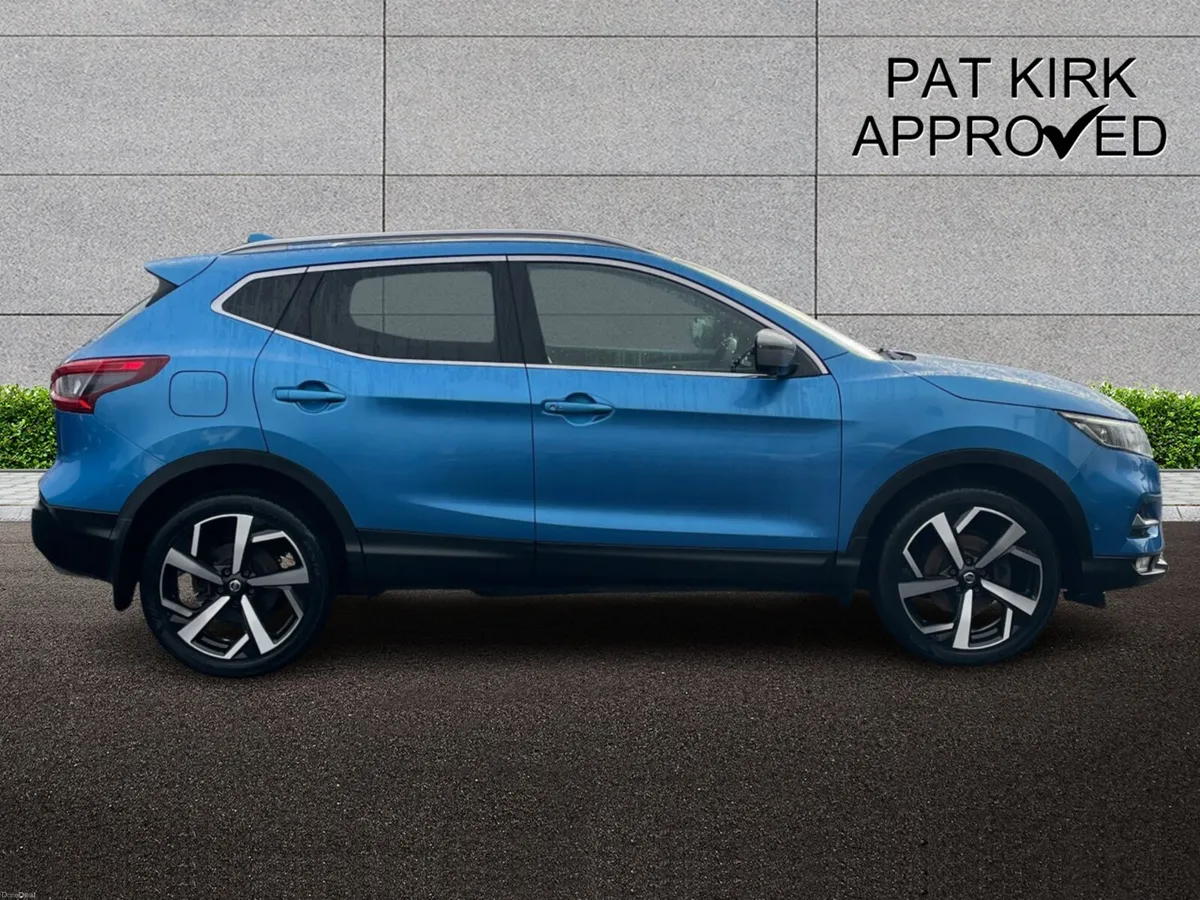 Nissan Qashqai Hatchback Tekna+ - Image 3